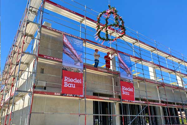 riedelbau-bauleiter-richtfest-content