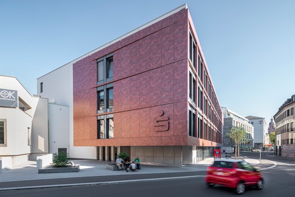 Fertiges Bauvorhaben Sparkasse in Würzburg