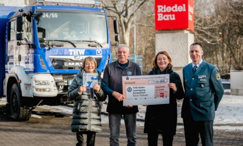 Gruppenbild Spendenübergabe an das THW