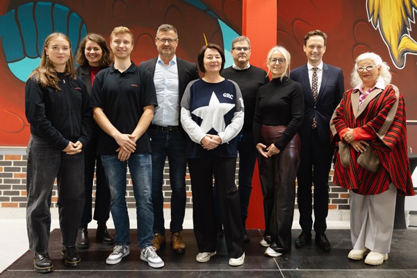 Gruppenbild Eröffnung Talent Factory